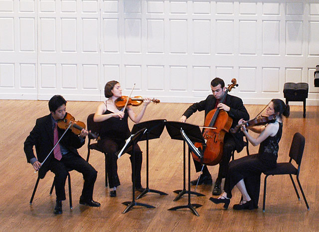 Photo of Jupiter Quartet performing